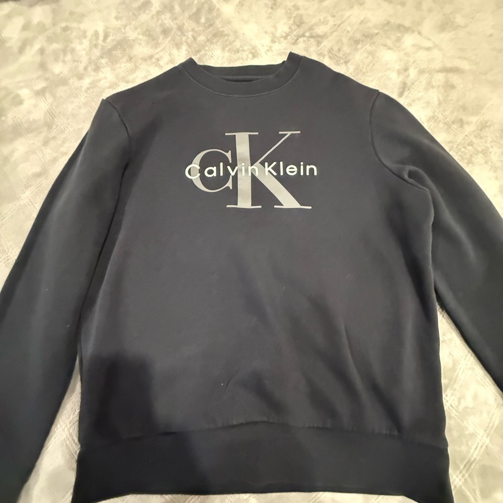 Calvin Klein Men's Dark Gray Crewneck Sweater